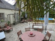 City / village house Binges