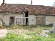 Real estate Montigny La Resle